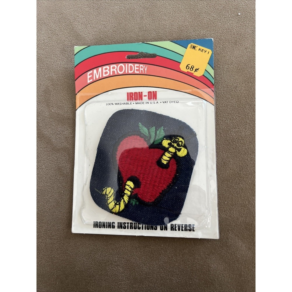NEW VTG Apple And Worm Iron-On Patch Jacket Hat Vest HTF Great Teacher Gift
